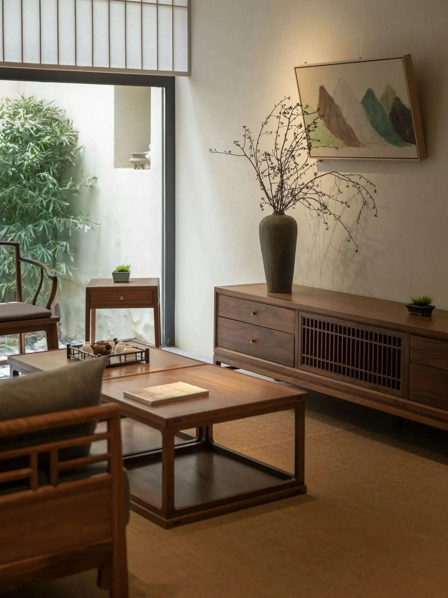 新中式家具定制應(yīng)該注意以下幾點！